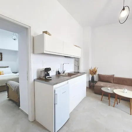 Lor Apparemment In Center Of Adamas Apartment Exterior photo