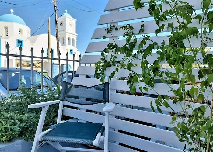 Lor Apparemment In Center Of Adamas