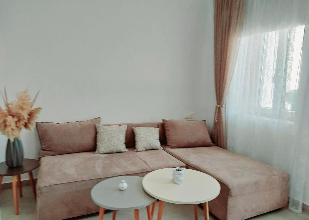 Apartment Lor Apparemment In Center Of