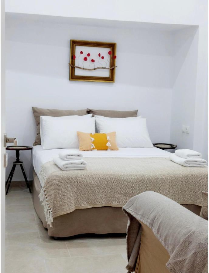 Apartment Lor Apparemment In Center Of Adamantas (Milos)